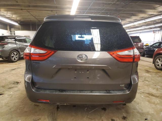 Photo 6 from auction – 2017 TOYOTA SIENNA LE with VIN 5TDKZ3DC5HS819664