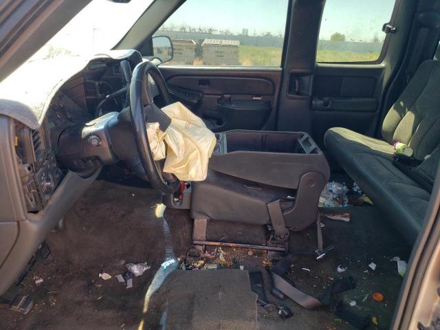 Photo 7 from auction – 2004 CHEVROLET SILVERADO with VIN 2GCEC19V741178757