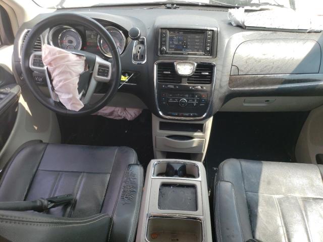 Photo 8 from auction – 2016 CHRYSLER TOWN & COU with VIN 2C4RC1BG5GR286555