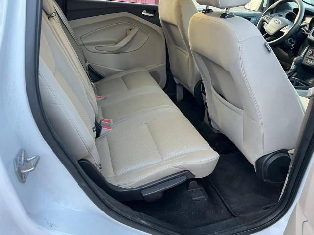 Photo 6 from auction – 2017 FORD ESCAPE SE with VIN 1FMCU0GD0HUA52335