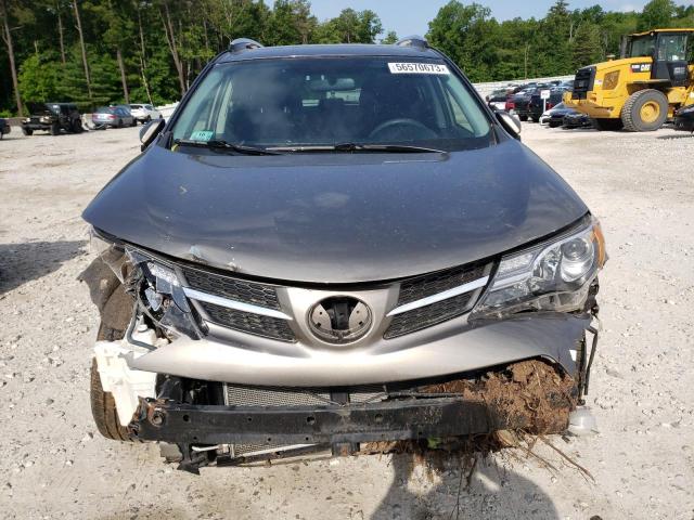 Photo 5 from auction – 2015 TOYOTA RAV4 XLE with VIN JTMRFREV1FD123192