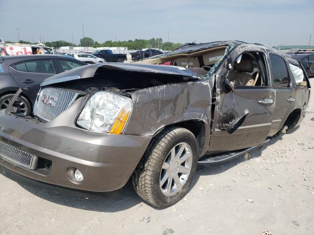GMC YUKON DENA 2014 with VIN 1GKS1EEFXER216042 - Photo from auction