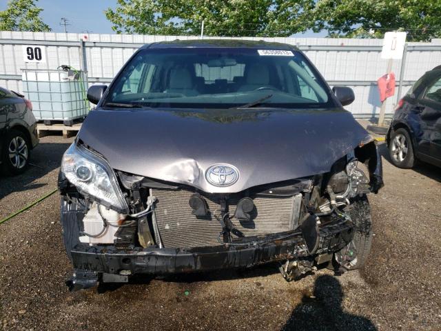 Снимка 5 от търг – 2017 TOYOTA SIENNA с VIN 5TDZZ3DC6HS807005