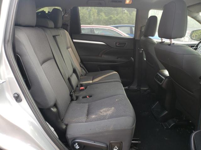 Photo 11 from auction – 2019 TOYOTA HIGHLANDER with VIN 5TDBZRFH5KS963038