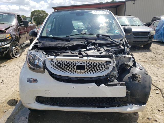 Photo 5 from auction – 2016 SMART FORTWO with VIN WMEFJ5DA6GK155918