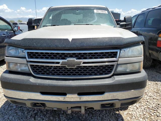 Photo 5 from auction – 2005 CHEVROLET SILVERADO with VIN 1GCHK29U95E325741