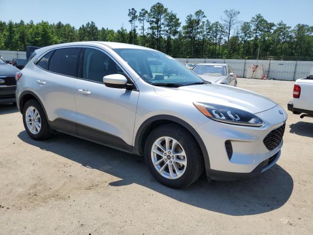 Photo 4 from auction – 2020 FORD ESCAPE SE with VIN 1FMCU0G67LUB83983