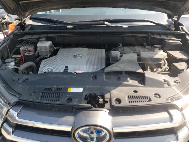 Photo 12 from auction – 2017 TOYOTA HIGHLANDER with VIN 5TDDGRFH1HS032995