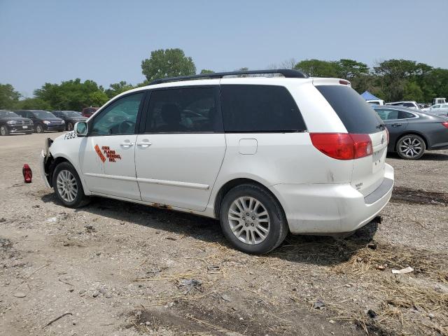 Photo 2 from auction – 2010 TOYOTA SIENNA XLE with VIN 5TDYK4CC2AS306707