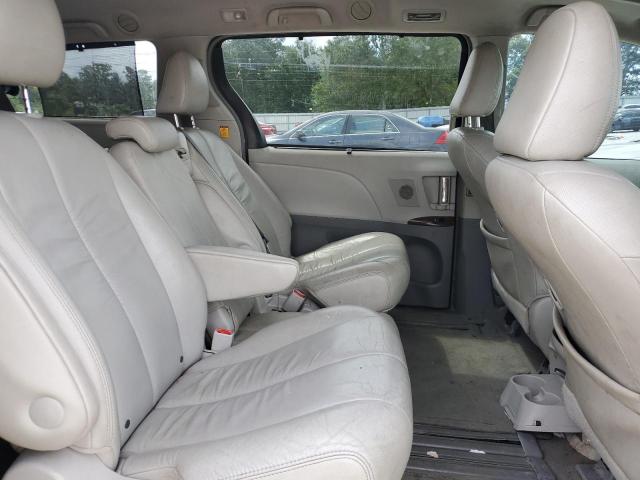 Photo 11 from auction – 2011 TOYOTA SIENNA XLE with VIN 5TDYK3DC3BS057165