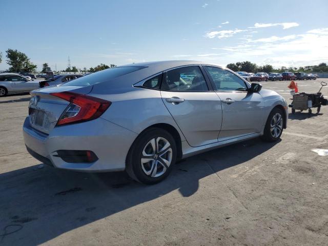 Photo 3 from auction – 2018 HONDA CIVIC LX with VIN 2HGFC2F59JH583330