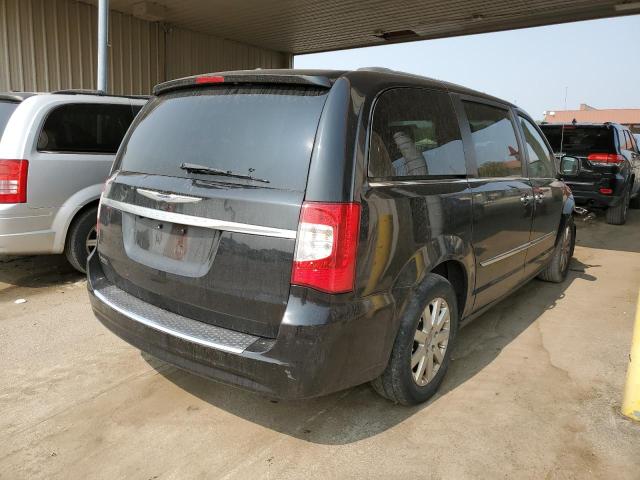 Photo 3 from auction – 2016 CHRYSLER TOWN & COU with VIN 2C4RC1BG6GR200847