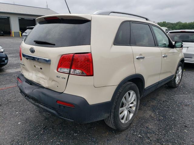 Photo 3 from auction – 2011 KIA SORENTO EX with VIN 5XYKU4A27BG005472