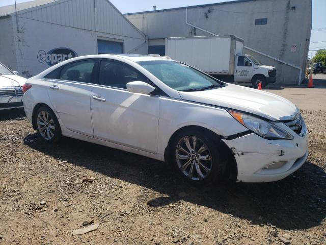 Photo 4 from auction – 2013 HYUNDAI SONATA SE with VIN 5NPEC4AC3DH578938