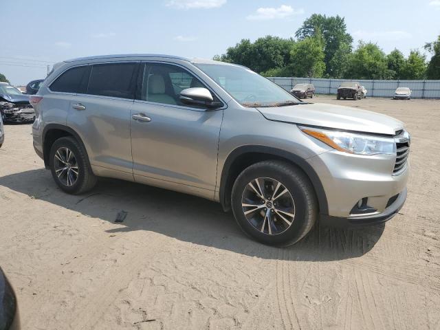 Photo 4 from auction – 2016 TOYOTA HIGHLANDER with VIN 5TDJKRFH0GS265122