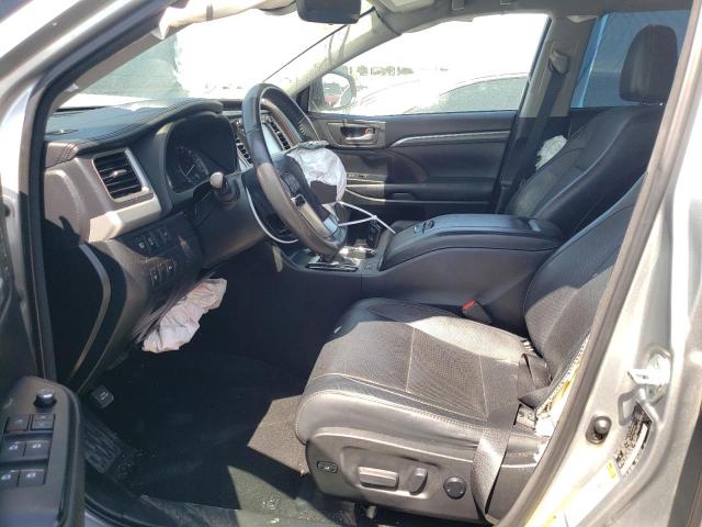 Photo 7 from auction – 2017 TOYOTA HIGHLANDER with VIN 5TDYZRFH0HS193754