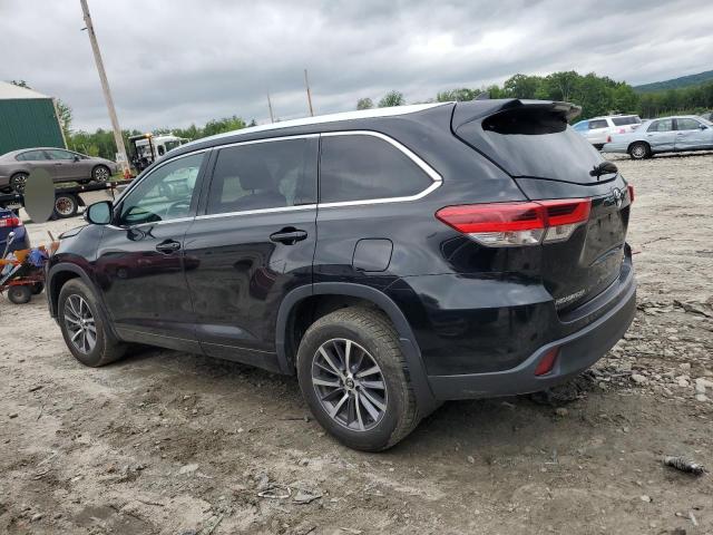 Photo 2 from auction – 2018 TOYOTA HIGHLANDER with VIN 5TDJZRFH9JS894557