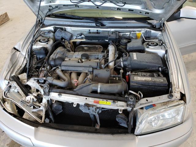 Photo 11 from auction – 2003 VOLVO S40 1.9T with VIN YV1VS27563F972033