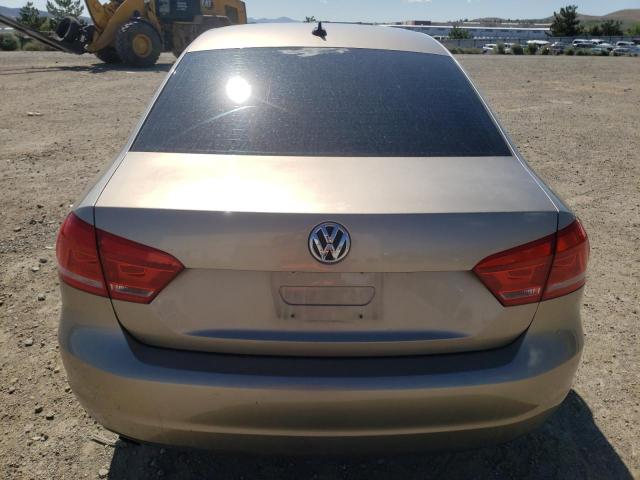 Photo 6 from auction – 2015 VOLKSWAGEN PASSAT S with VIN 1VWAT7A37FC072251