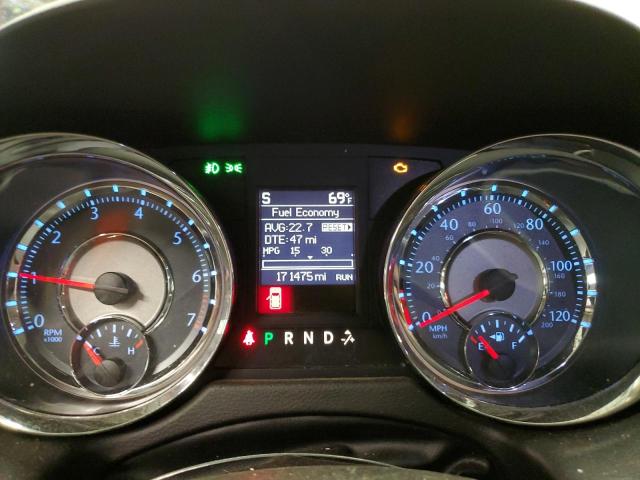 Photo 9 from auction – 2014 CHRYSLER TOWN & COU with VIN 2C4RC1CG7ER176148