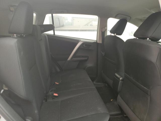 Photo 11 from auction – 2018 TOYOTA RAV4 LE with VIN 2T3BFREV4JW779982