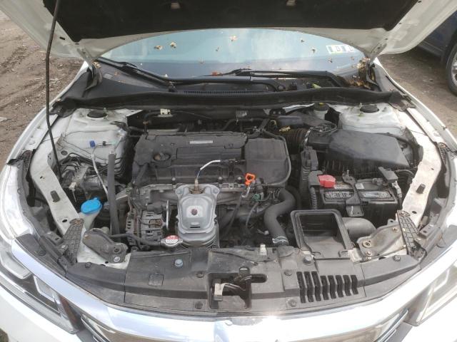 Photo 11 from auction – 2017 HONDA ACCORD LX with VIN 1HGCR2F38HA123715