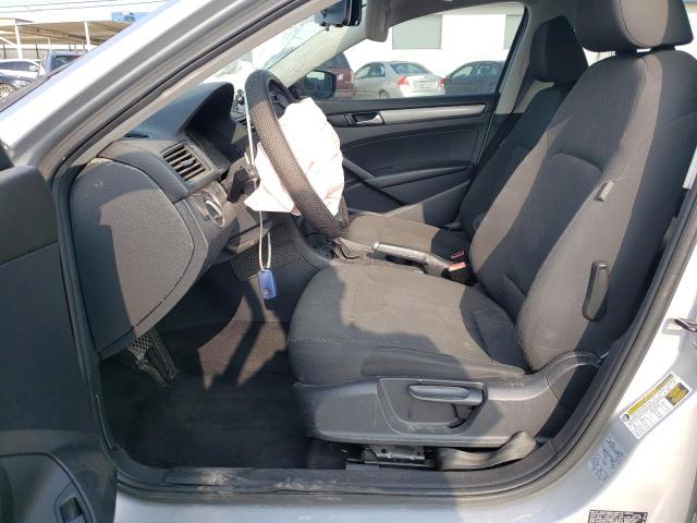 Photo 7 from auction – 2013 VOLKSWAGEN PASSAT S with VIN 1VWAP7A31DC053633
