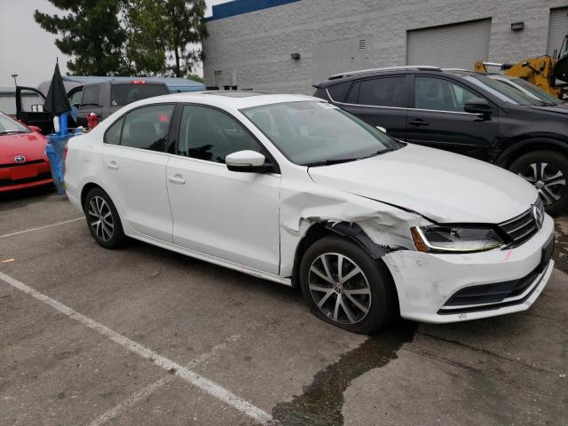 Photo 4 from auction – 2017 VOLKSWAGEN JETTA SE with VIN 3VWDB7AJXHM210610