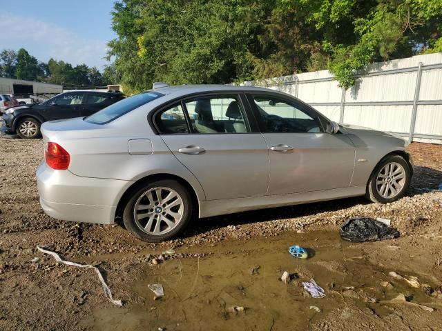 Photo 3 from auction – 2007 BMW 328 I with VIN WBAVA37577NE25735