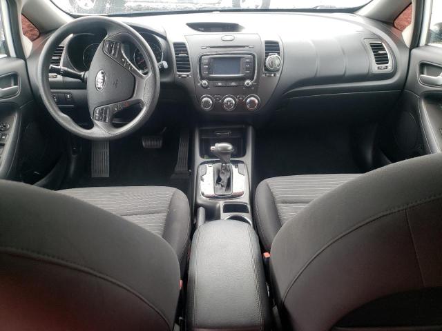 Photo 8 from auction – 2017 KIA FORTE LX with VIN 3KPFL4A71HE108893