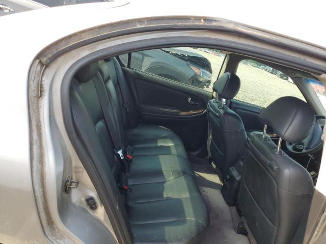 Photo 10 from auction – 2001 INFINITI I30 with VIN JNKCA31A51T017331