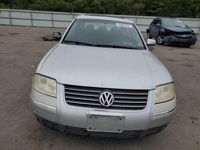 Photo 5 from auction – 2004 VOLKSWAGEN PASSAT with VIN WVWPH63B03P044552