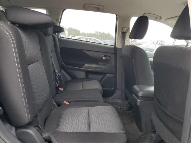 Photo 10 from auction – 2017 MITSUBISHI OUTLANDER with VIN JA4AZ3A35HZ049006