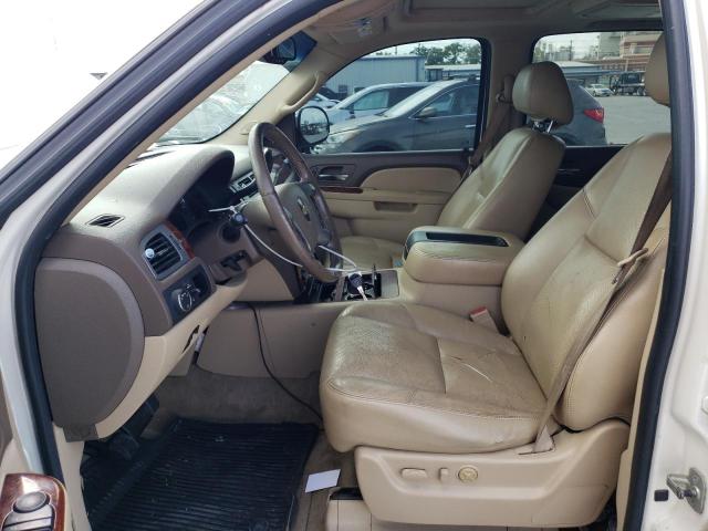 Photo 7 from auction – 2011 CHEVROLET SUBURBAN C with VIN 1GNSCKE04BR166712