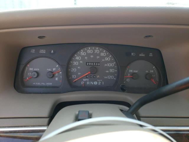 Photo 9 from auction – 2004 MERCURY GRAND MARQ with VIN 2MEFM74W04X668442