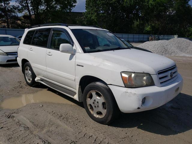 Photo 4 from auction – 2004 TOYOTA HIGHLANDER with VIN JTEEP21A040046921