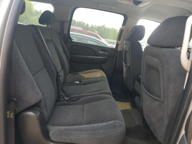 Photo 11 from auction – 2007 CHEVROLET SUBURBAN K with VIN 1GNFK16377J190564