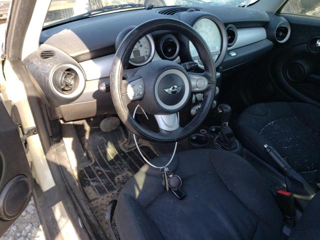 Photo 8 from auction – 2009 MINI COOPER with VIN WMWMF33569TZ21107