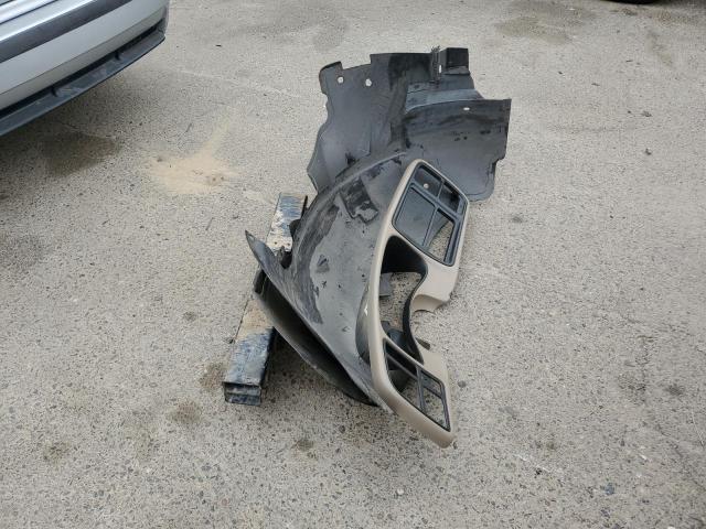 Photo 12 from auction – 2005 CHEVROLET SILVERADO with VIN 2GCEC13T451165408