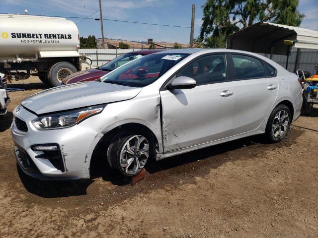 KIA FORTE FE 2021 with VIN 3KPF24AD3ME316728 - Photo from auction