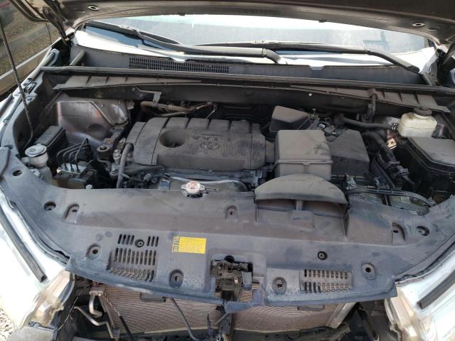Photo 11 from auction – 2019 TOYOTA HIGHLANDER with VIN 5TDZARFHXKS043184