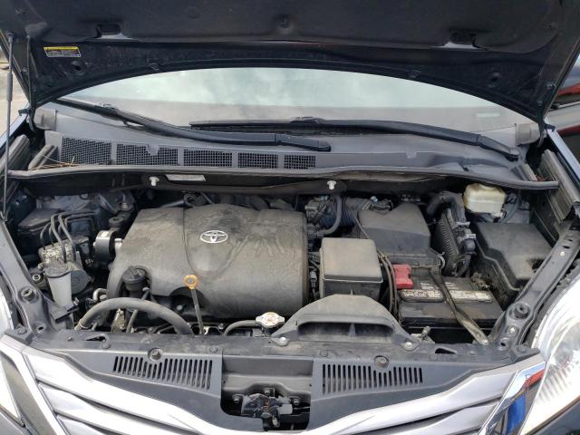 Photo 11 from auction – 2017 TOYOTA SIENNA XLE with VIN 5TDYZ3DC5HS845885