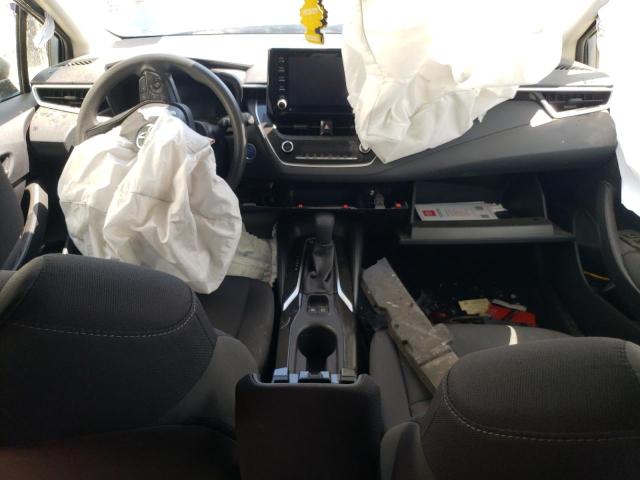 Photo 8 from auction – 2022 TOYOTA COROLLA LE with VIN JTDEAMDE1NJ037124