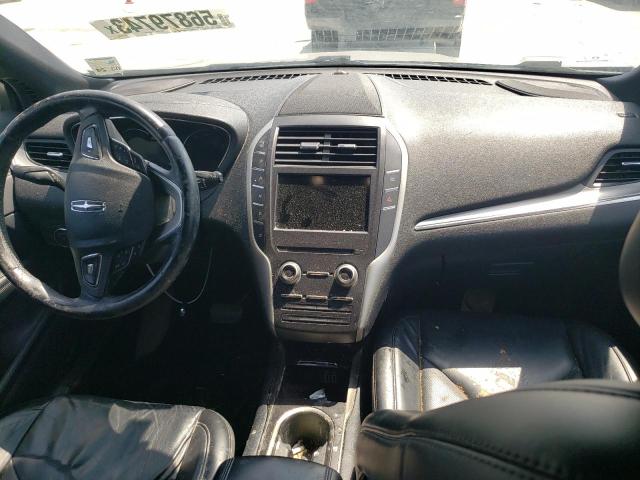 Photo 8 from auction – 2017 LINCOLN MKC SELECT with VIN 5LMTJ2DH8HUL31752