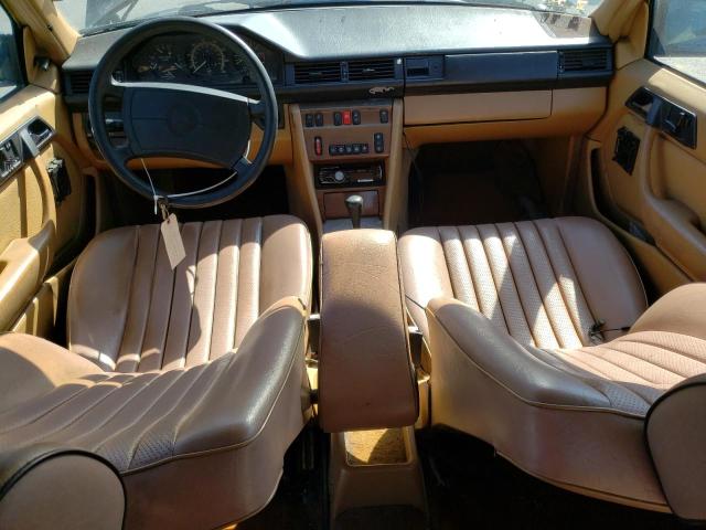 Photo 8 from auction – 1989 MERCEDES-BENZ 300 E with VIN WDBEA30D2KB058012