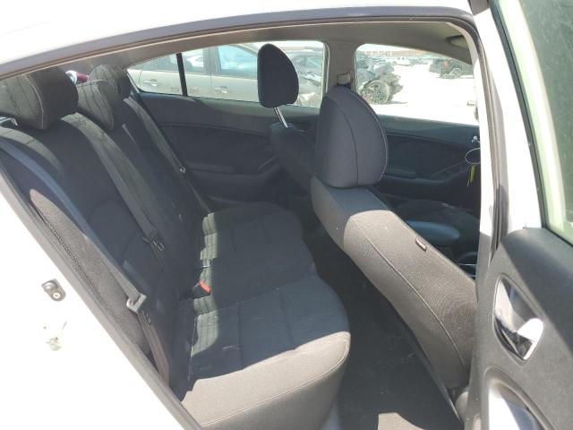 Photo 10 from auction – 2016 KIA FORTE LX with VIN KNAFK4A60G5610070