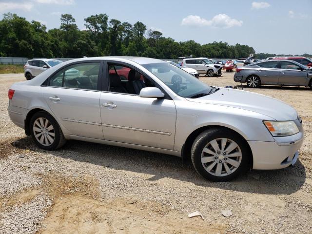 Photo 4 from auction – 2010 HYUNDAI SONATA SE with VIN 5NPEU4AC0AH628817