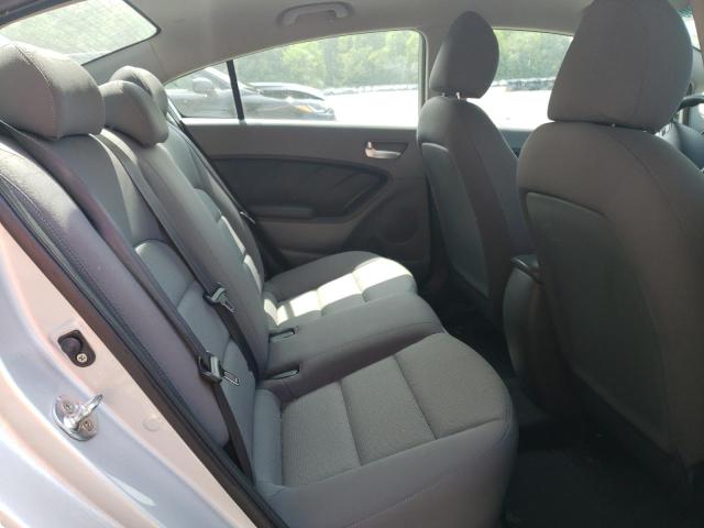Photo 10 from auction – 2017 KIA FORTE LX with VIN 3KPFK4A75HE064920