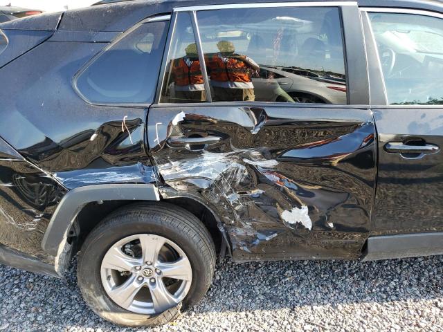 Photo 11 from auction – 2022 TOYOTA RAV4 XLE with VIN 2T3W1RFV9NW201736