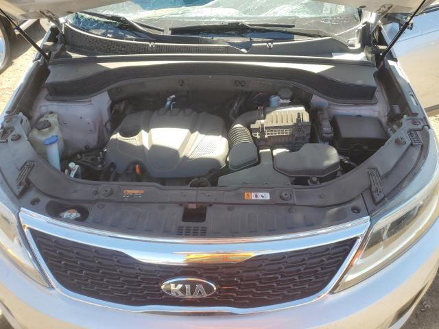 Photo 11 from auction – 2014 KIA SORENTO LX with VIN 5XYKT3A64EG483207